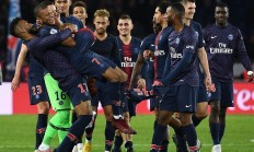 开云体育官网-巴黎圣日耳曼球员为下场比赛做好准备