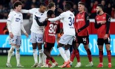 开云体育下载-沃尔夫斯堡客场比分逼和法兰克福的简单介绍