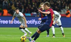 开云体育入口-奥萨苏纳胜出比赛，实现关键逆转！