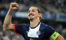 开云体育APP下载-历史性突破，阿尔及利亚新星在F1年度争冠焦点战中力克澳大利亚豪强