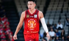 开云体育app-深圳男篮新秀表现抢眼，获得关注