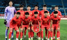 开云体育中国-足球赛场上绽放光芒！国足壮志凌云击败强敌