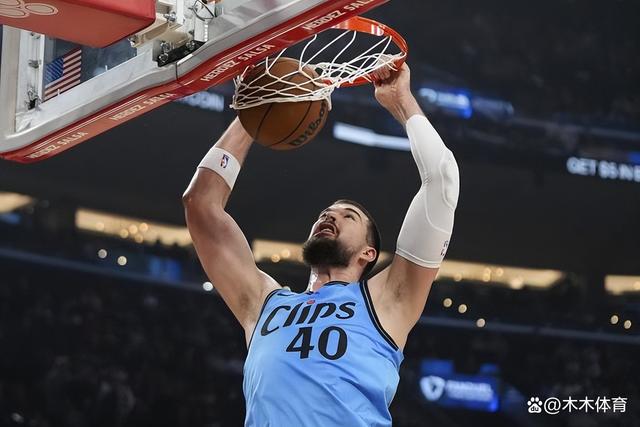 NBA东部榜首易手，雄鹿逆袭，快船夺胜