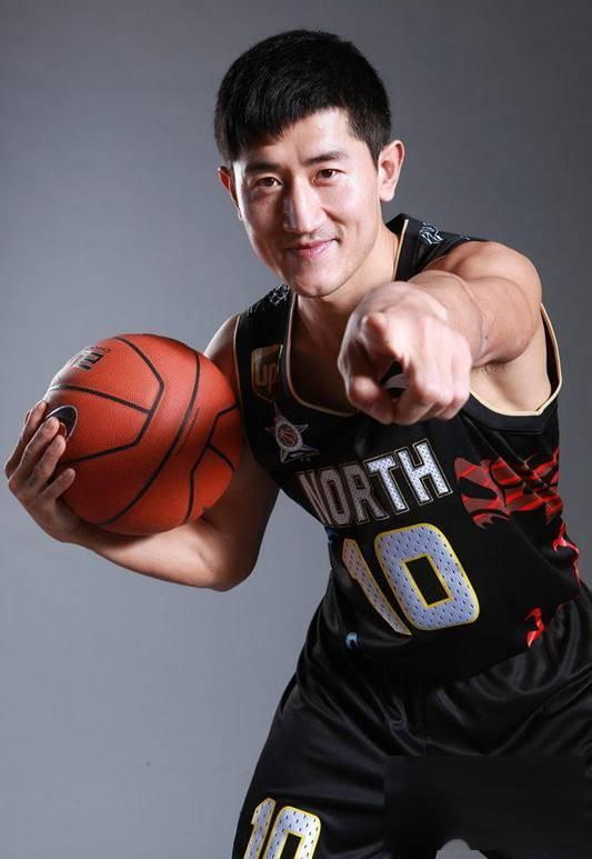 江苏男篮稳健表现，力保不败金身的简单介绍