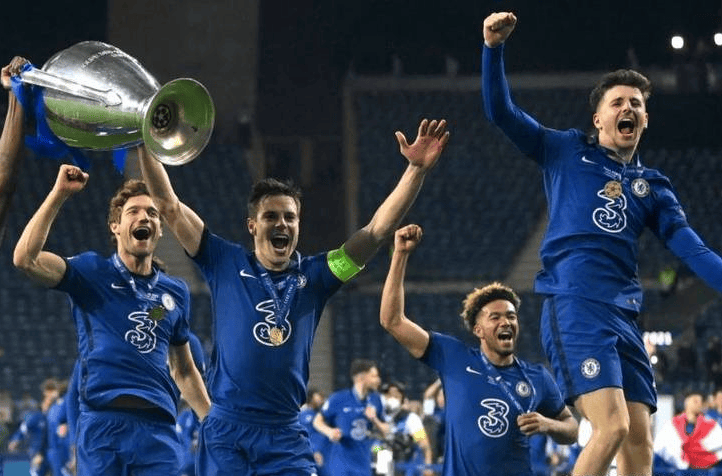 切尔西与奥林匹亚科斯对决，争取胜利晋级