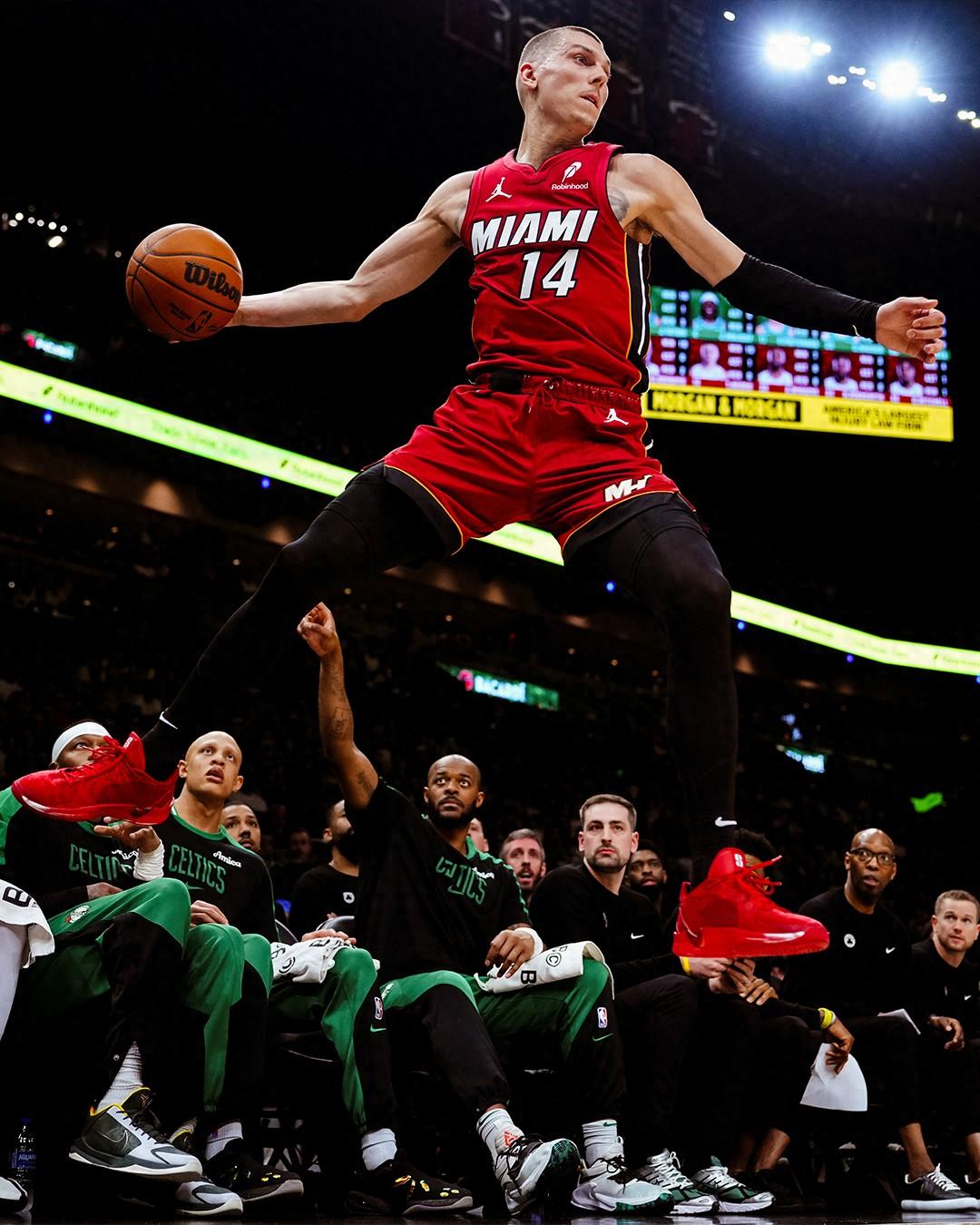 波什带伤出战助热火击败猛龙晋级东部决赛