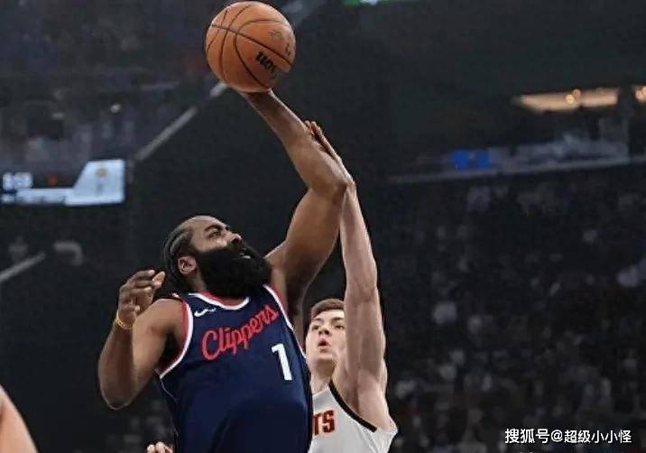 快船轻取雷霆,晋级西部半决赛 快船轻取雷霆,晋级西部半决赛