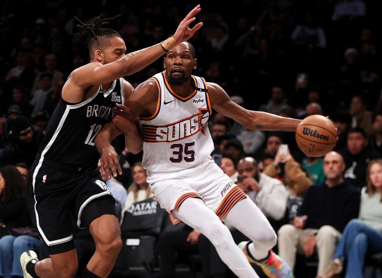 包含篮网客场击败热火，杜兰特全场22分领跑的词条