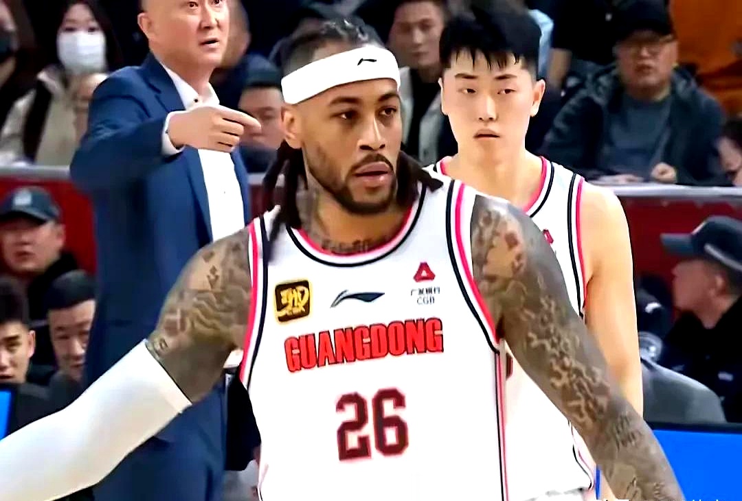 广东队战胜天津队，保持不败