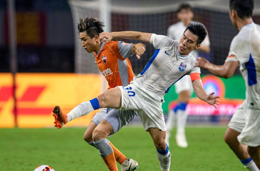 广东队战胜天津队，保持不败