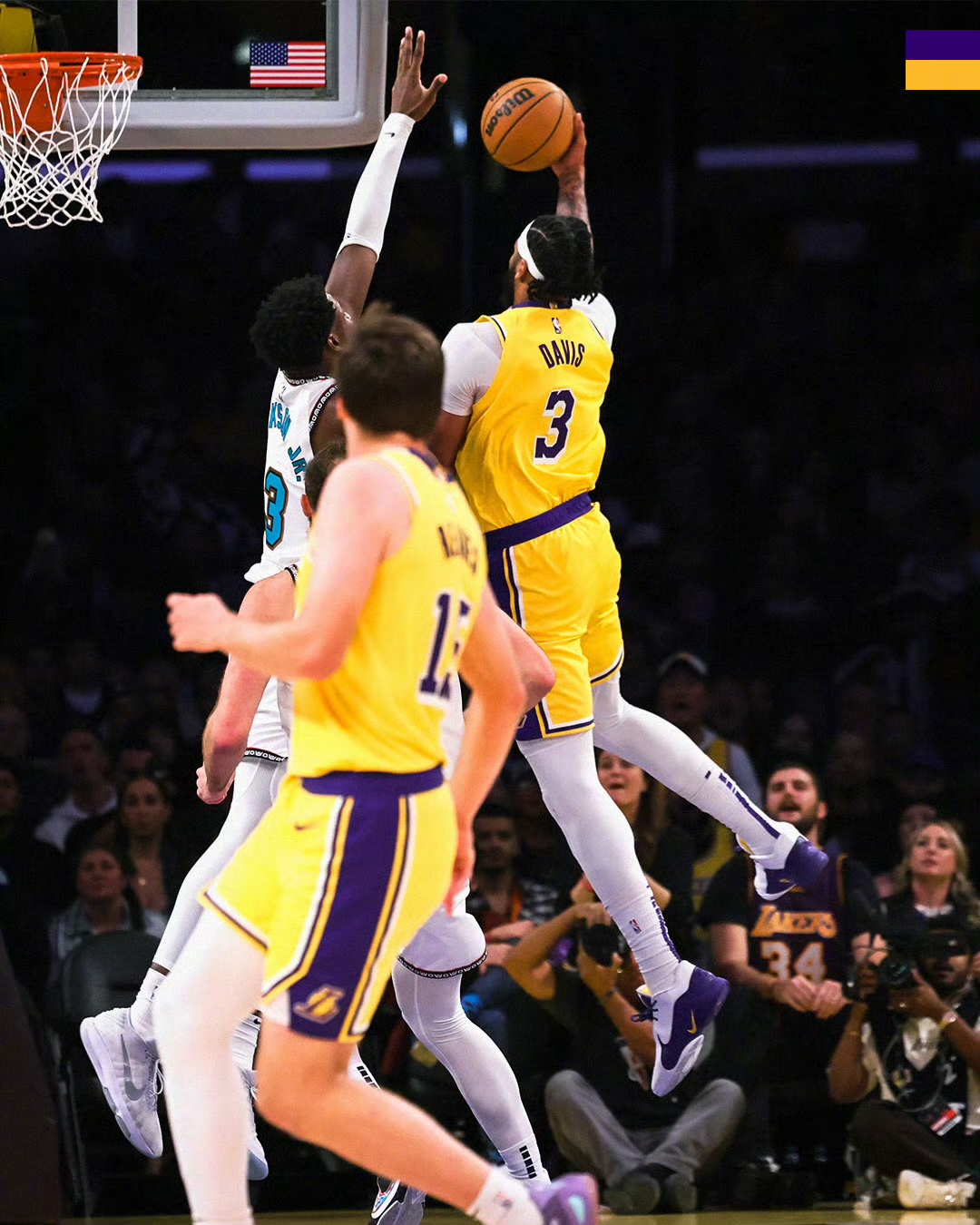 关于湖人惨败灰熊：詹皇奋力仍无法助队取得胜利的信息