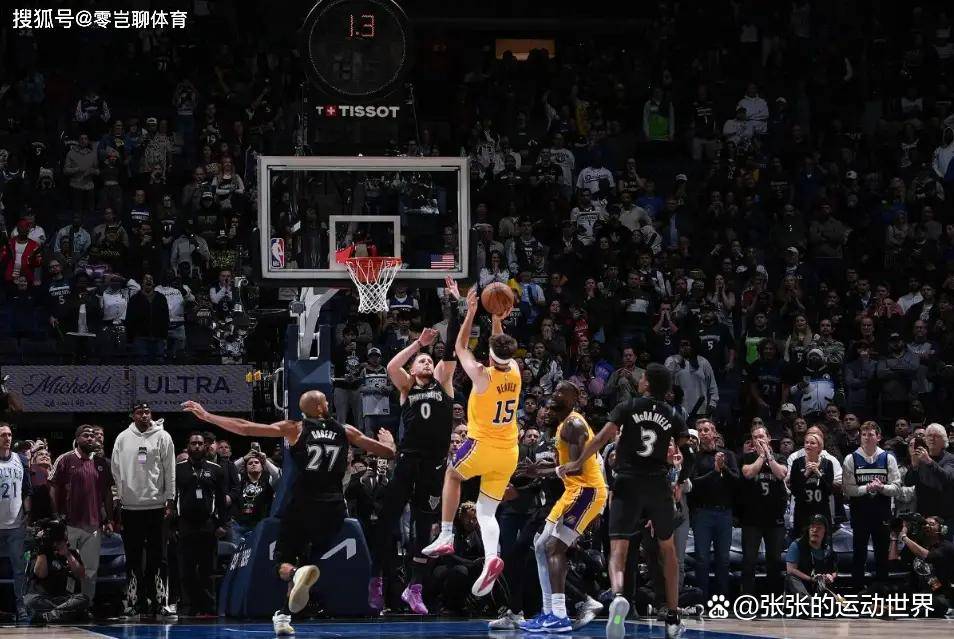 湖人翻盘独行侠,杜兰特带队取胜 湖人翻盘独行侠,杜兰特带队取胜