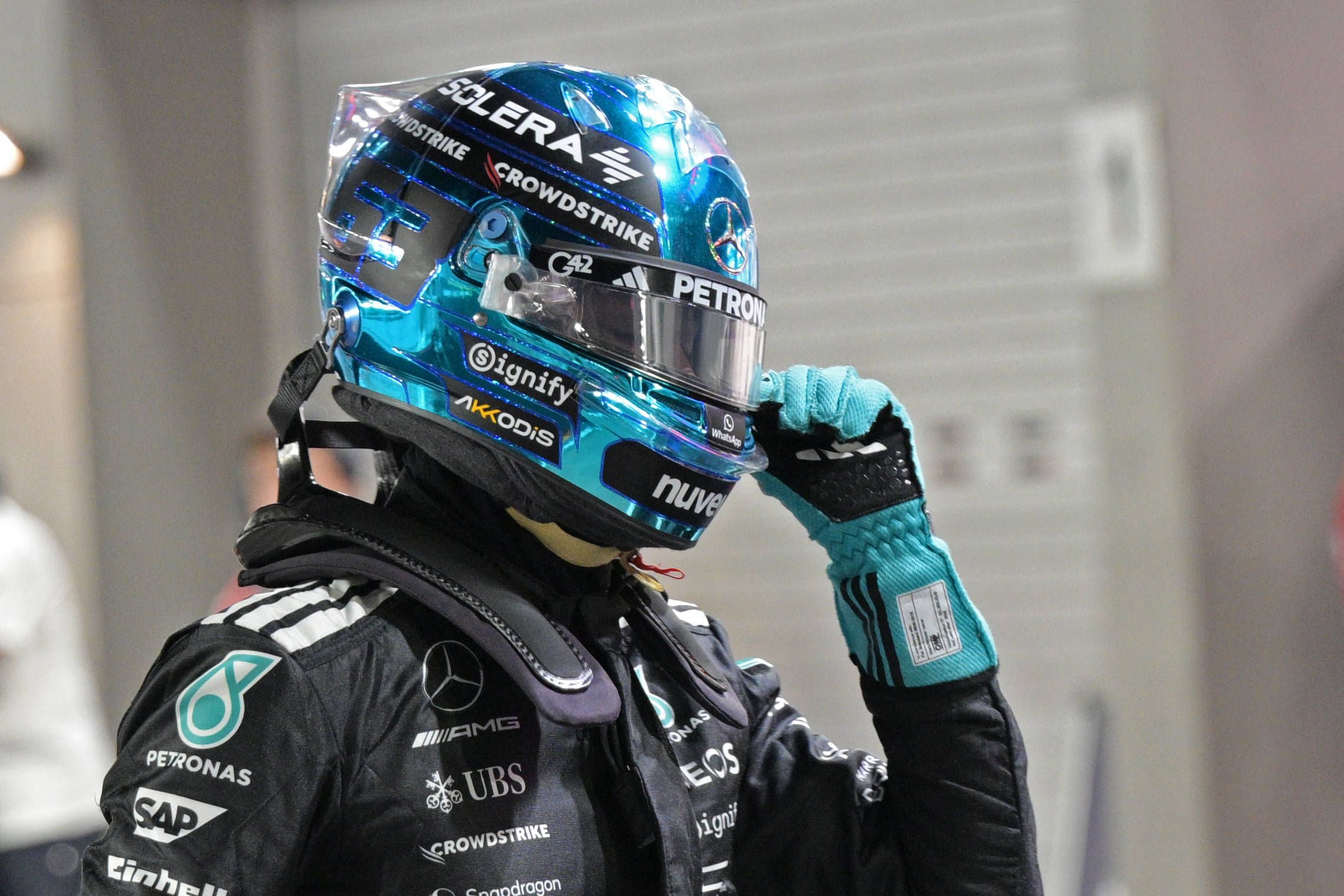 梅赛德斯逆转红牛车队，拉塞尔惊艳四座的简单介绍