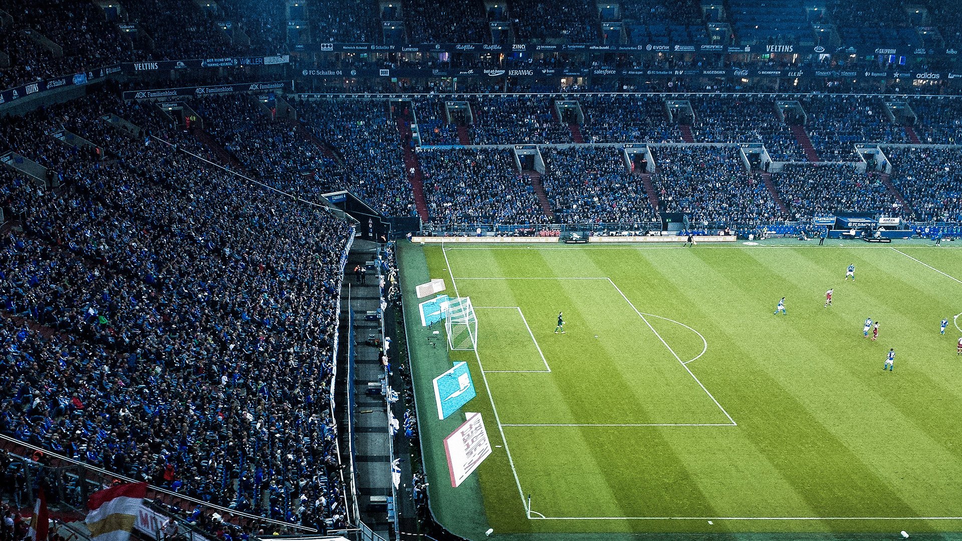 镁光灯外的硬仗，魔术爆冷与约基奇的平静火焰