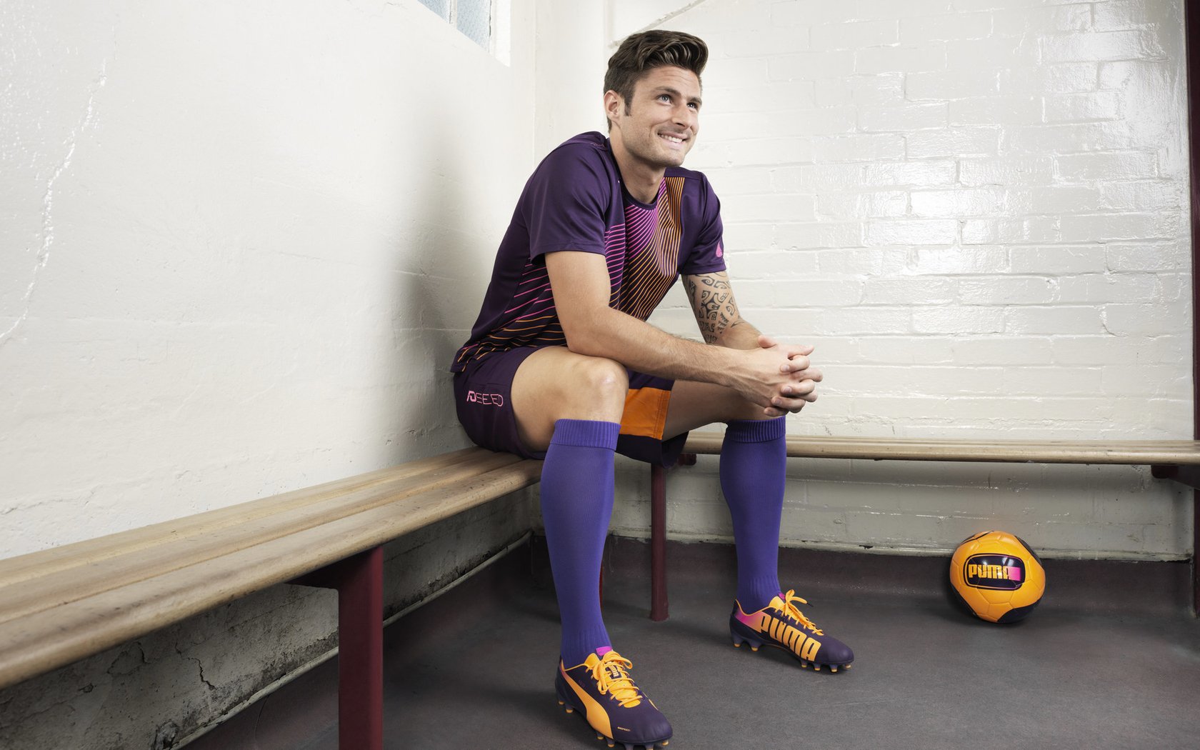 背靠背征服红土与硬地,阿尔卡拉斯开启男子网球新纪元